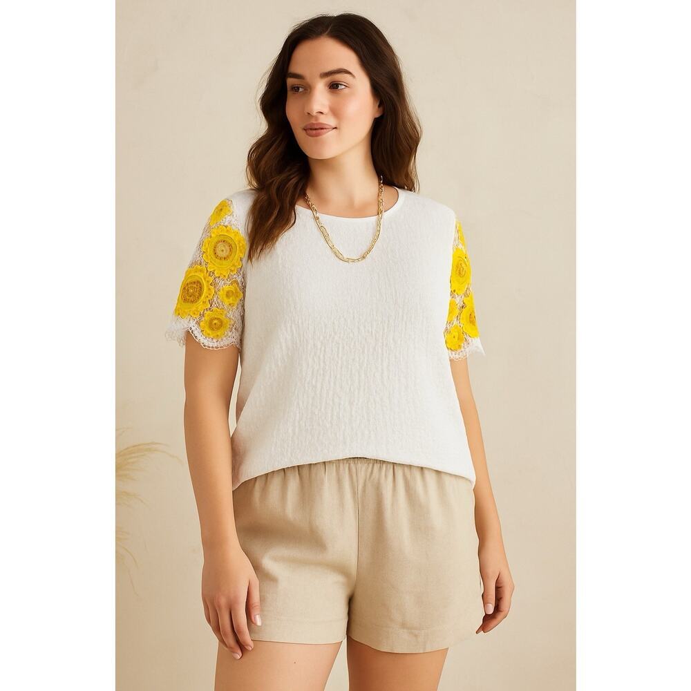 Alice Blue 1X White Textured‎ Top Yellow Crochet Floral Sleeve Boho Cottagecore